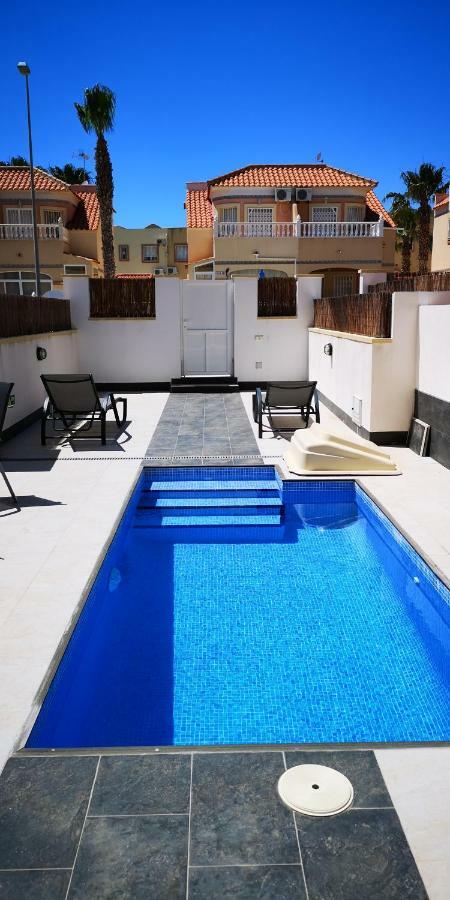 Villa La Zenia Boulevard 36 Playa Flamenca Buitenkant foto
